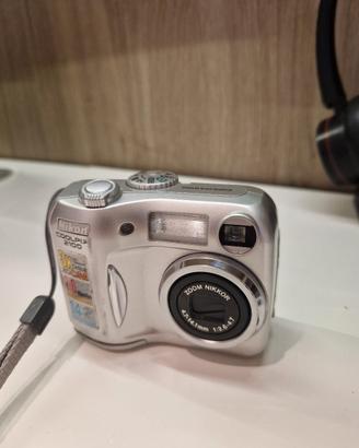 Fotocamera compatta Nikon coolpix 2100