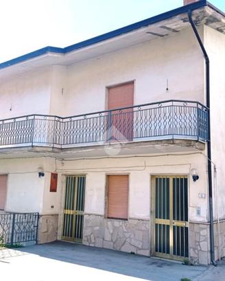 VILLA SINGOLA A SANTA LUCIA DI SERINO