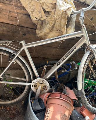 Bici per pezzi di ricambio