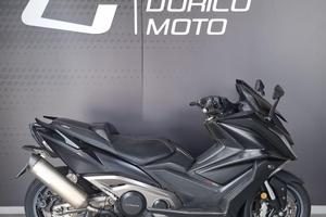 Kymco AK 550