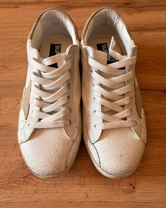 Super star golden goose