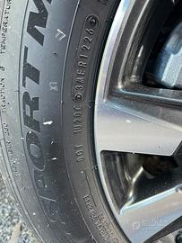 4 Pneumatici Dunlop pari a nuovo