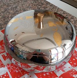 Centrotavola vintage acciaio con coperchio.