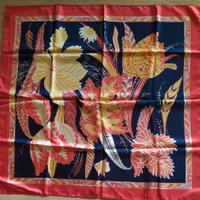 Foulard vintage in seta di S. Ferragamo 