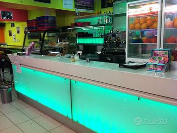 BANCONE BAR IFI KALEIDOS A LED, METRI 4.5