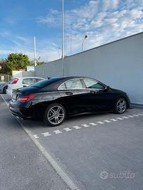 Mercedes Benz CLA 220d Premium AMG 2017