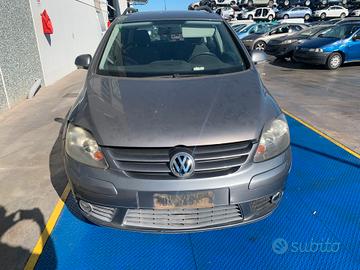 RICAMBI USATI AUTO VARI VOLKSWAGEN GOLF 5 PLUS 200