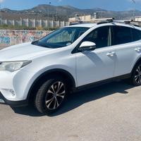 RAV4 2.0 D-4D 2WD Style