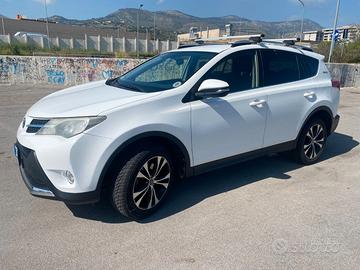 RAV4 2.0 D-4D 2WD Style