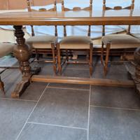 Tavolo legno con sedie 