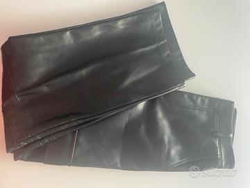 Pantalone di pelle nero