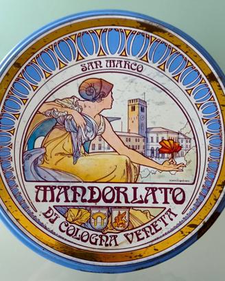 Scatole in latta grandi vintage