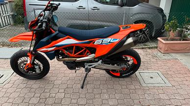 ktm 690 smc-r