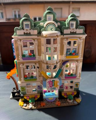 Lego friend