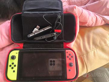 Nintendo switch 1 + astuccio originale 