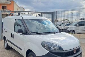 Fiat doblo 1.3 mj 95cv 12/2020 navigatore full