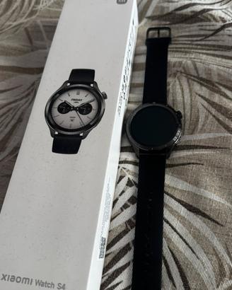 Xiaomi Watch S4