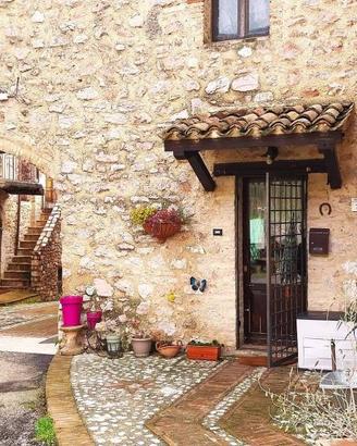 CIELOTERRA IN PIETRA ROSSA DI ASSISI IN STA