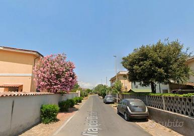 Fiumicino monolcale arredato