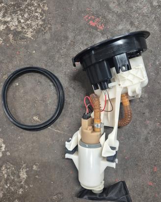 Pompa carburante bmw  R1200GS 16147708047