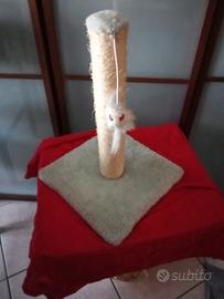 Tiragraffi per gatti a torre 26 x 26 x 35