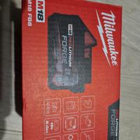 batteria milwaukee m18 da 8ah 