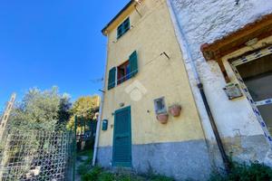CASA SEMINDIPENDENTE A BARGAGLI