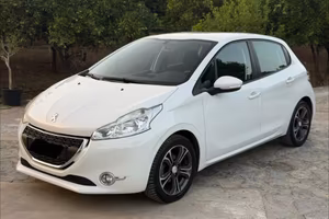 Peugeot 208 1.4 HDi 68 CV 5 porte Allure