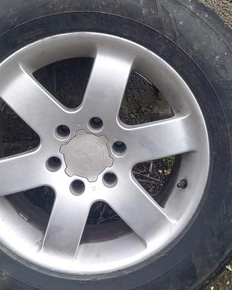 N 4 Cerchi Mitsubishi R 18