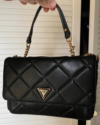 Guess Borsa a spalla trapuntata Cessiyly Black