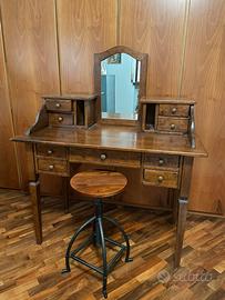 Mobile toilette da trucco