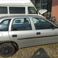Opel Corsa 1.4 benzina 5 porte