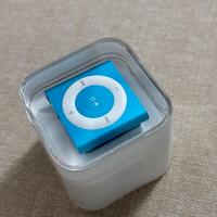 iPod Shuffle Apple  2GB NUOVO ANCORA DA SCARTARE