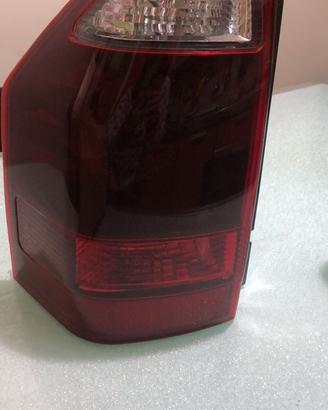 Fanali posteriori Mitsubishi pajero