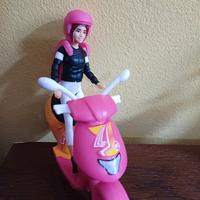sorpresa uovo kinder maxi 2025 barbie motociclista