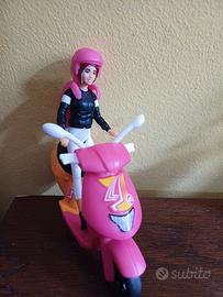 sorpresa uovo kinder maxi 2025 barbie motociclista