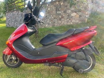 Scouter Yamaha Majesty 125