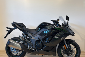 Kawasaki Ninja 1100sx kit tourer omaggio
