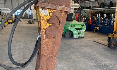 Martello demolitore per escavatore Tecna Modello H