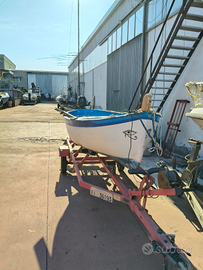 Barca Piccolo gozzo in vetroresina