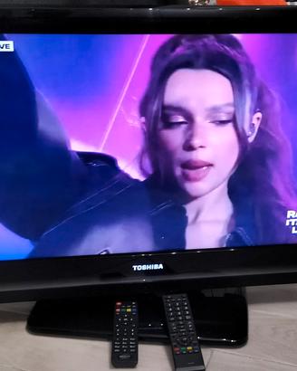 TV 32" TOSHIBA REGZA