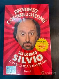 Sia lodato Silvio - Antonio Cornacchione