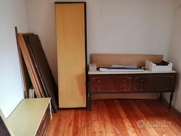 Camera da letto completa di armadio