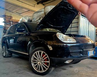 Porsche Cayenne 3.2 V6 Benz 2006 senza motore 