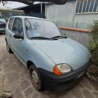 auto fiat 600