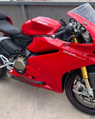 Ricambi Ducati 1299S   LEGGERE  BENE L'ANNUNCIO