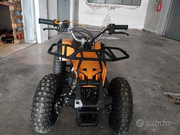 QUAD A MOTORE 50