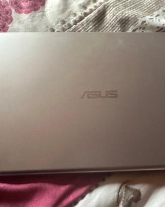 Laptop Asus usato