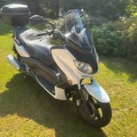 Yamaha X-Max 250 - 2011