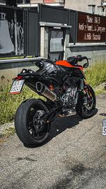 KTM Duke 890 Depo a libretto